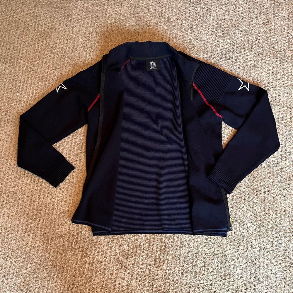 Dale of Norway full zip wool sweater, navy blue with red accent trim. EUC